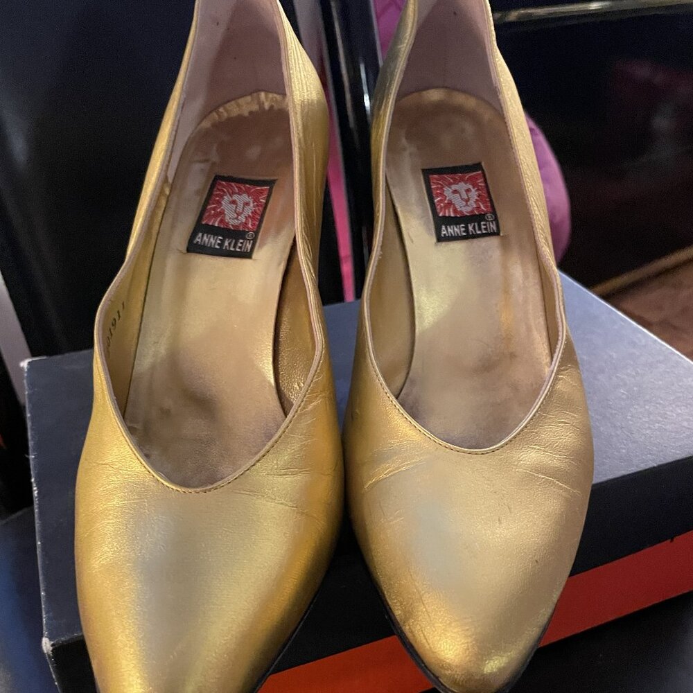 Anne Klein Gold Pumps Vintage Size 8